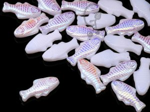 Намистини Рибки 24×10 мм Chalk White AB