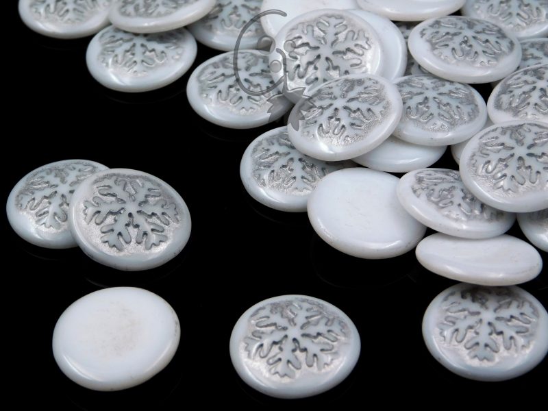 Snowflake Cabochon White Silver Painted